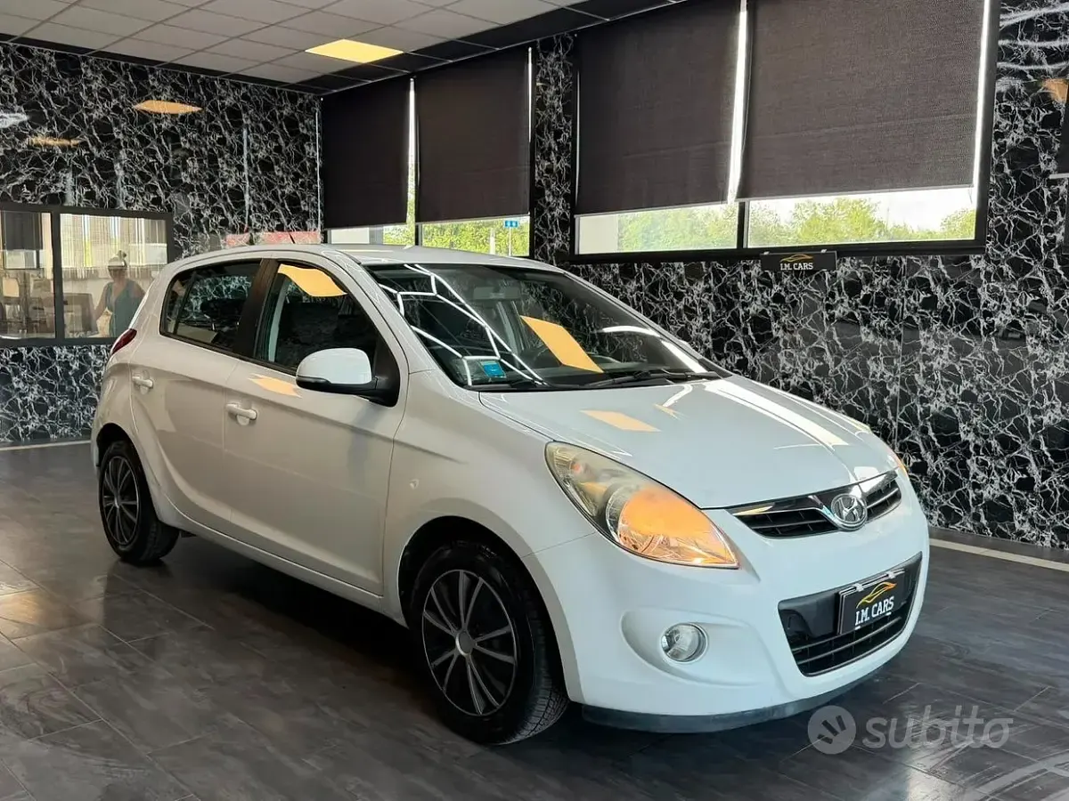 Usata Hyundai i20 Comfort 75 CV (55 kW) 2011 Utilitaria