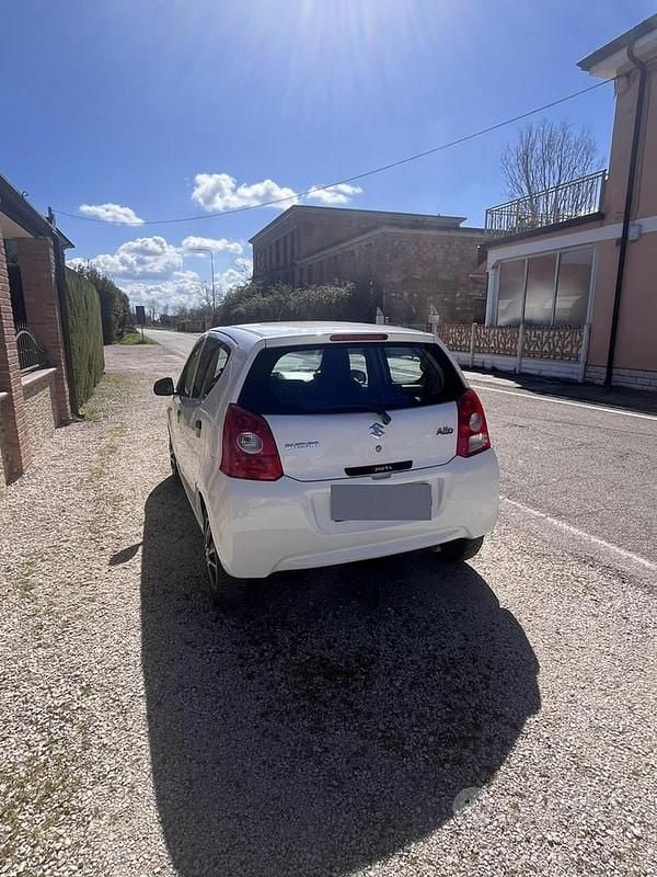 Usata Suzuki Alto GL 68 CV (50 kW) 2011 Bianco Utilitaria