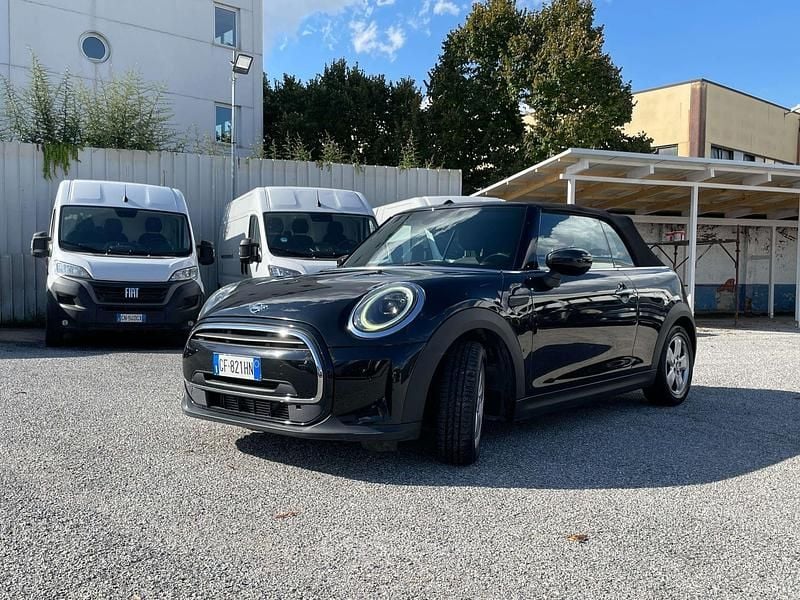 Usata Mini Cooper Cabriolet Essential 136 CV (100 kW) 2021 Nero Cabrio