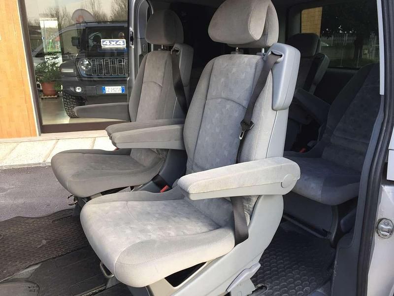 Usata Mercedes Viano 150 CV (110 kW) 2005 Arhgento Monovolume