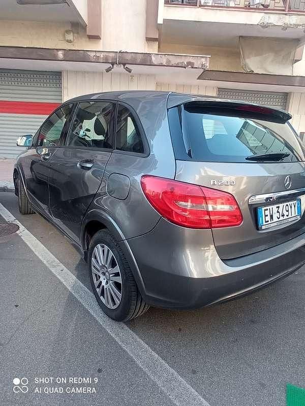 Usata Mercedes B200 Executive 156 CV (114 kW) 2014 Grigio Monovolume