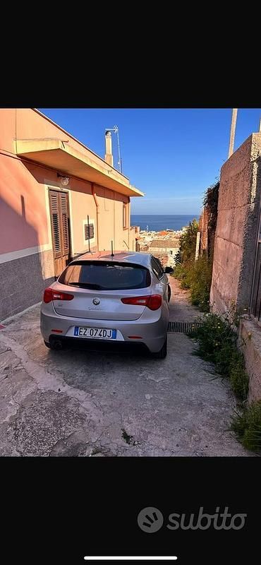 Usata Alfa Romeo Giulietta 109 CV (80 kW) 2015 Grigio Utilitaria