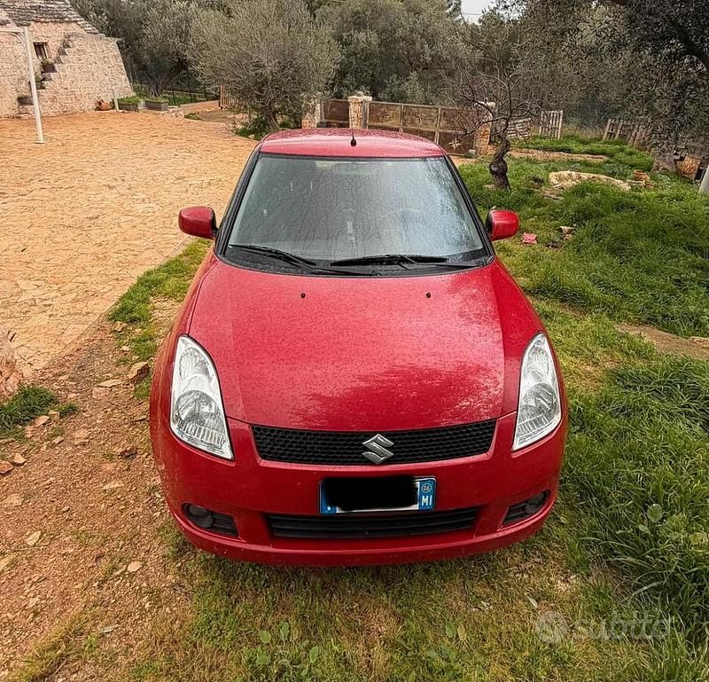 Usata Suzuki Swift GLX 102 CV (75 kW) 2006 Rosso Utilitaria