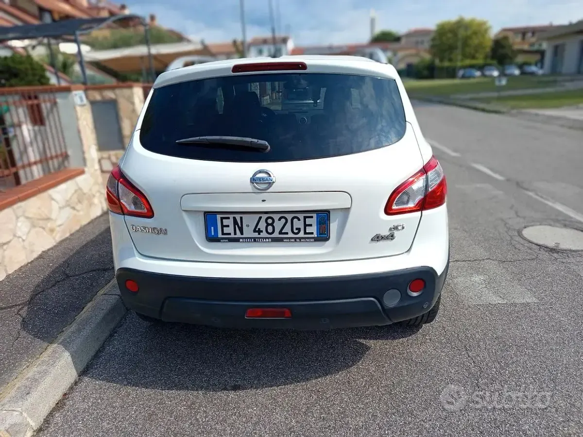 Usata Nissan Qashqai 2012 Bianco SUV