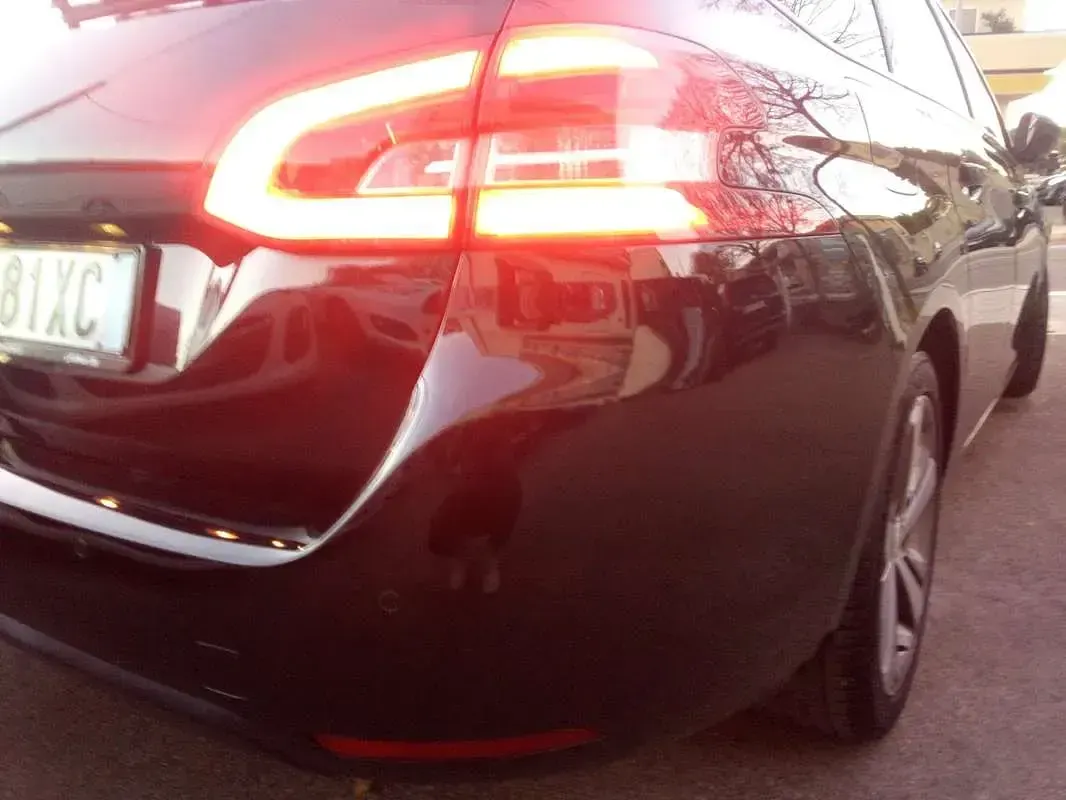 Usata Peugeot 308 SW Allure 131 CV (96 kW) 2018 Nero Station wagon