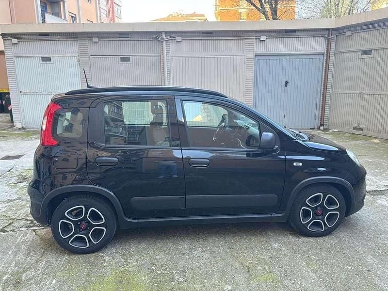 Occasion Fiat Panda Cross Cross 69 ch (50 kW) 2022 Noir Citadine