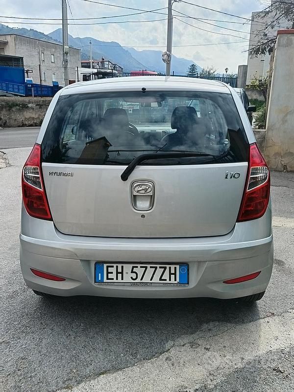 Usata Hyundai i10 2011 Grigio Utilitaria