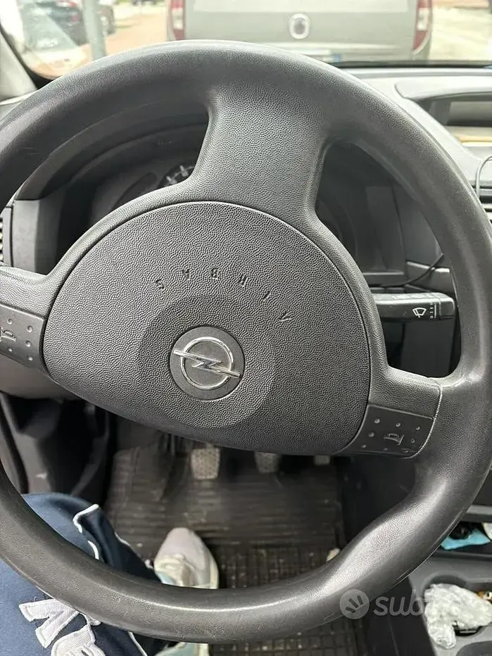 Usata Opel Meriva 75 CV (55 kW) 2006 Grigio Monovolume