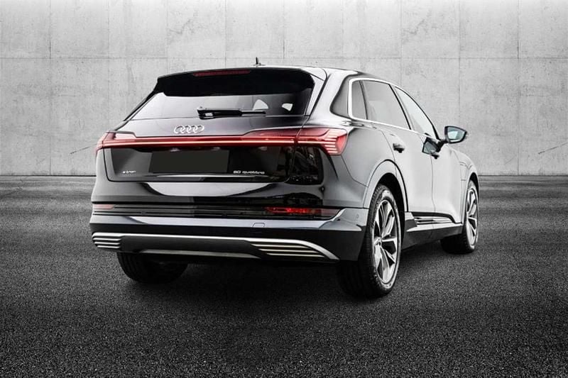 Usata Audi e-tron Business 230 kW (313 CV) 2022 Nero SUV