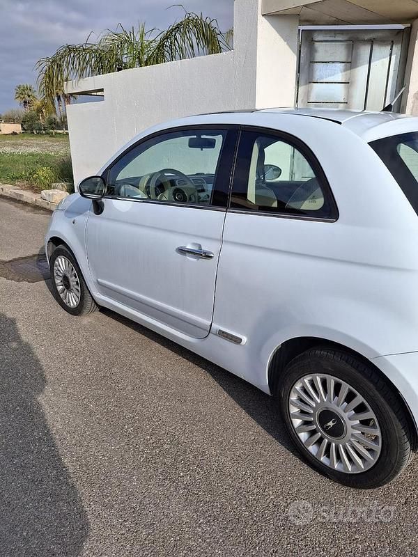 Usata Fiat 500 75 CV (55 kW) 2008 Bianco Utilitaria