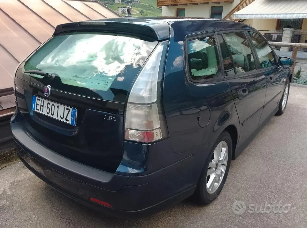 Usata Saab 9-3 150 CV (110 kW) 2006 Blu Station wagon
