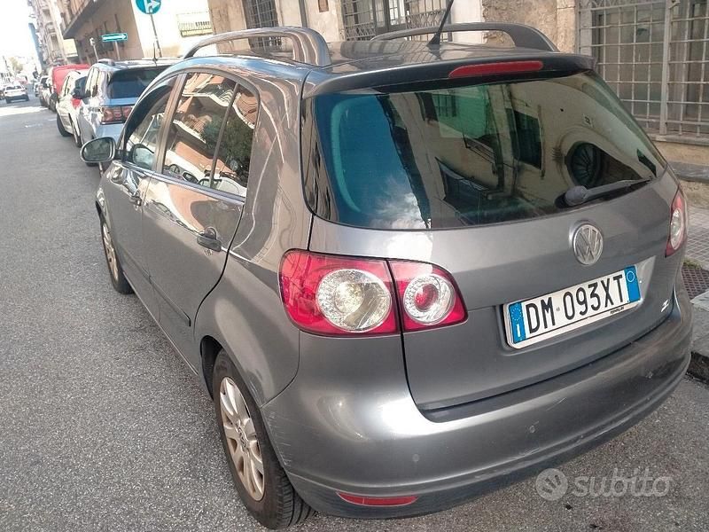 Usata VW Golf Plus Cross 105 CV (77 kW) 2008 Grigio Monovolume