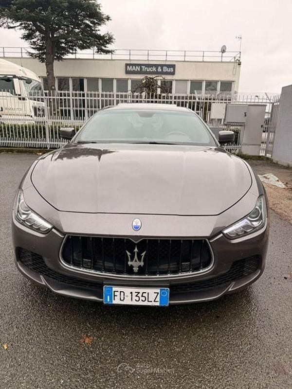 Usata Maserati Ghibli 249 CV (183 kW) 2016 Gray Berlina