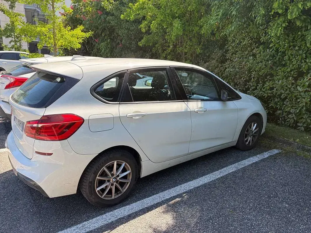 Usata BMW 216 Active Tourer 116 CV (85 kW) 2015 Bianco Monovolume