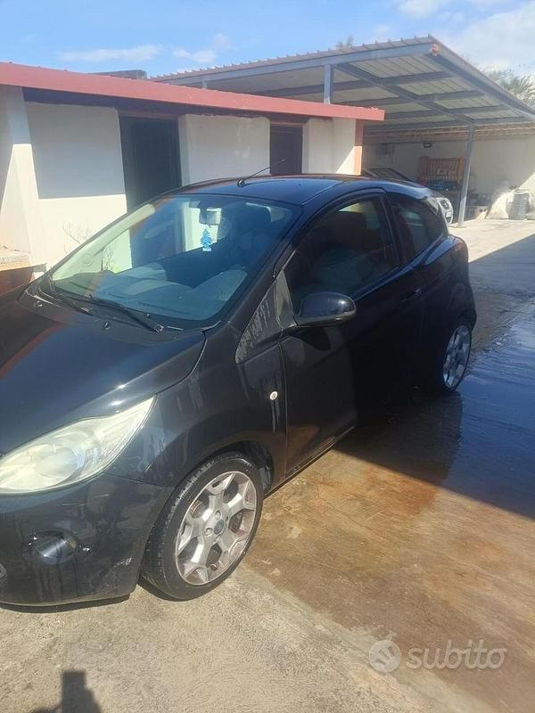 Usata Ford Ka 69 CV (50 kW) 2015 Berlina