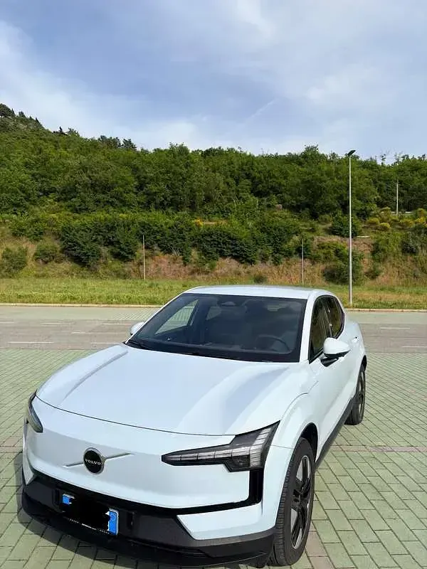 Usata Volvo EX30 Core 75 kW (102 CV) 2025 SUV