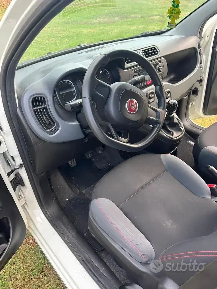 Usata Fiat Panda 69 CV (50 kW) 2019 Bianco Utilitaria