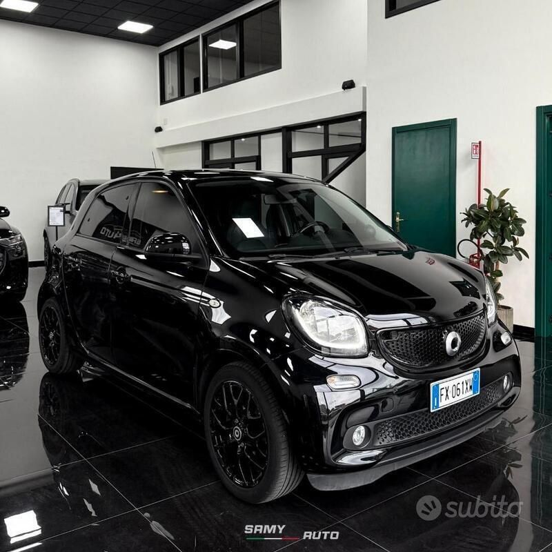 Usata Smart ForFour Brabus 71 CV (52 kW) 2018 Nero Utilitaria