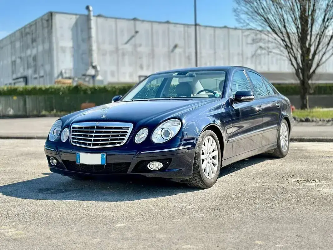 Usata Mercedes E200 Elegance 184 CV (135 kW) 2007 Berlina