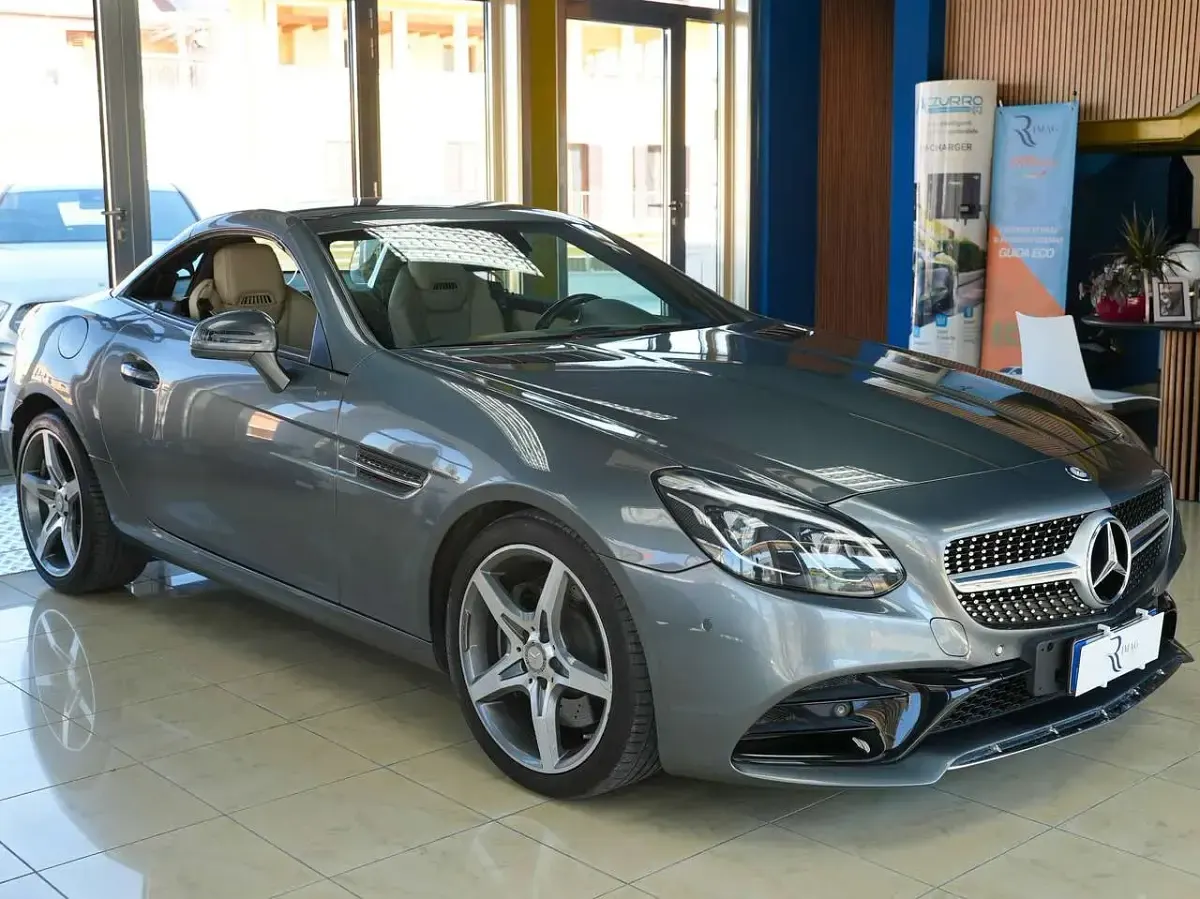 Usata Mercedes SLC250 Premium 204 CV (150 kW) 2016 Other Cabrio