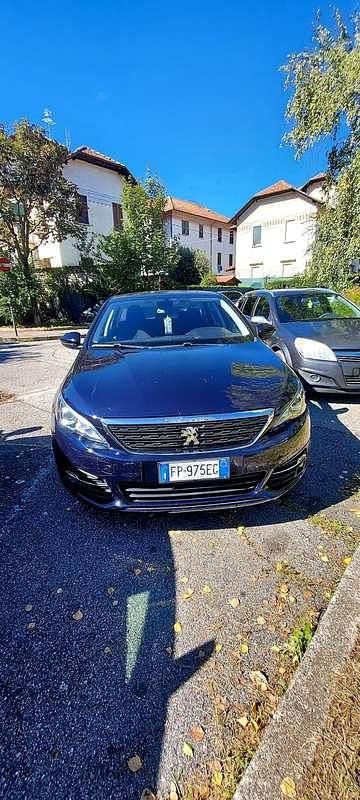 Usata Peugeot 308 SW Active 120 CV (88 kW) 2018 Station wagon