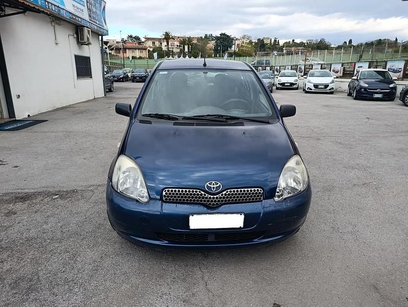 Usata Toyota Yaris Sol 67 CV (49 kW) 2003 Blu Utilitaria