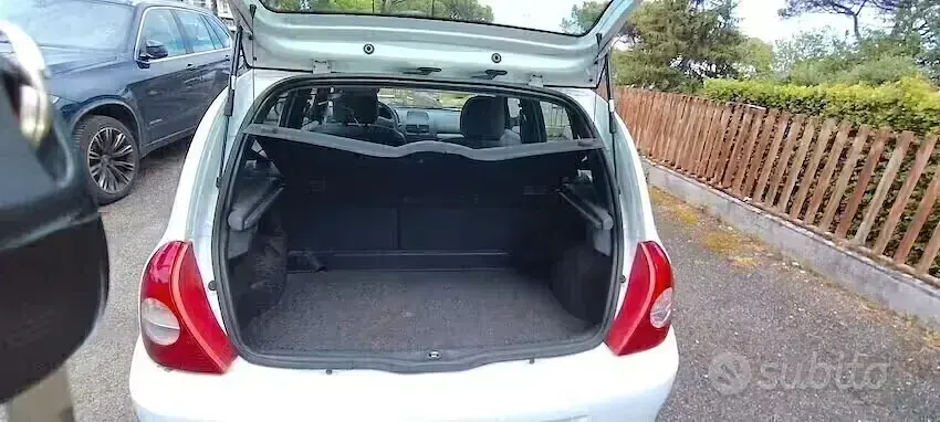 Usata Renault Clio 58 CV (42 kW) 2008 Bianco Utilitaria