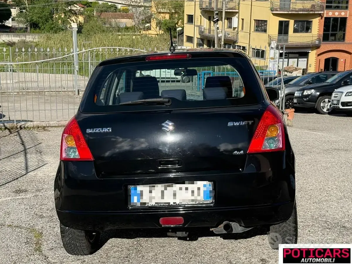 Usata Suzuki Swift 92 CV (67 kW) 2008 Nero Utilitaria