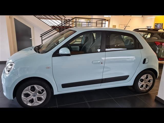 Usata Renault Twingo Zen 60 kW (82 CV) 2021 Azzurro Utilitaria