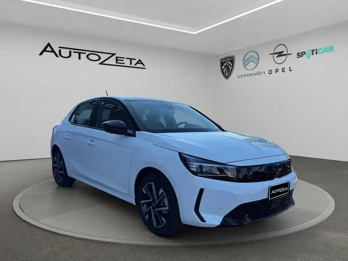 Nuova Opel Corsa 101 CV (74 kW) 2026 Bianco Utilitaria
