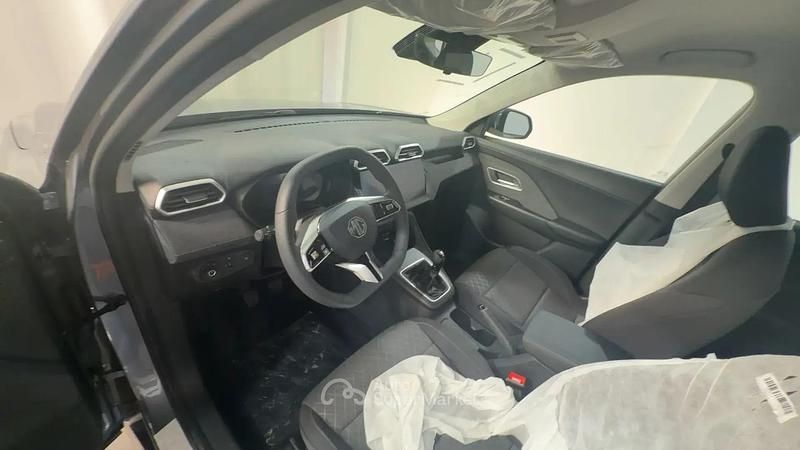 Nuova MG ZS 116 CV (85 kW) 2026 Gray SUV