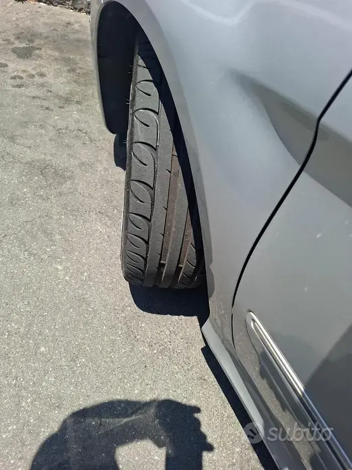 Usata Mercedes B200 140 CV (102 kW) 2010 Grigio Monovolume