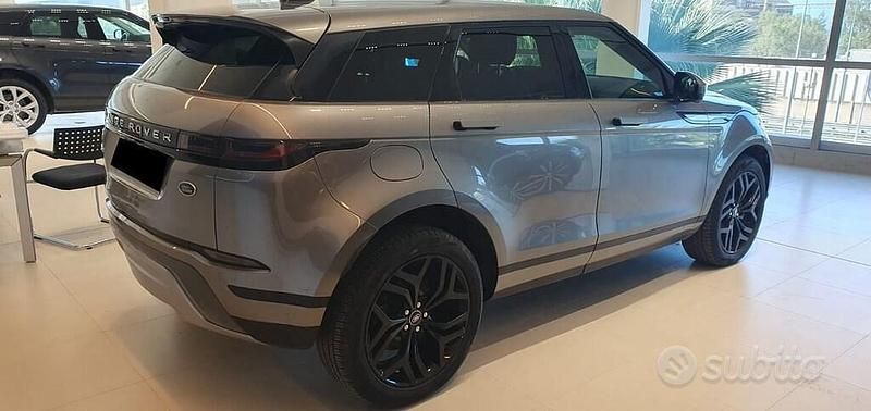 Usata Land Rover Range Rover evoque 203 CV (149 kW) 2021 Grigio SUV