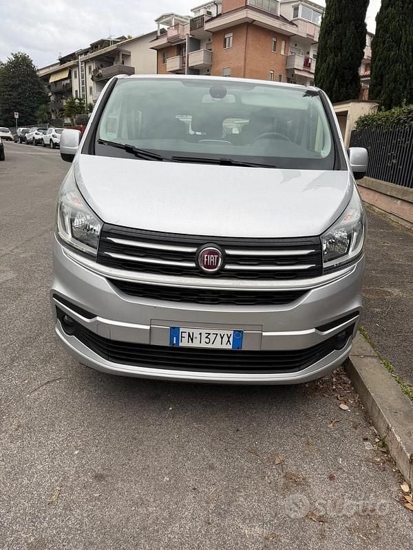 Usata Fiat Talento 145 CV (106 kW) 2018 Grigio Monovolume