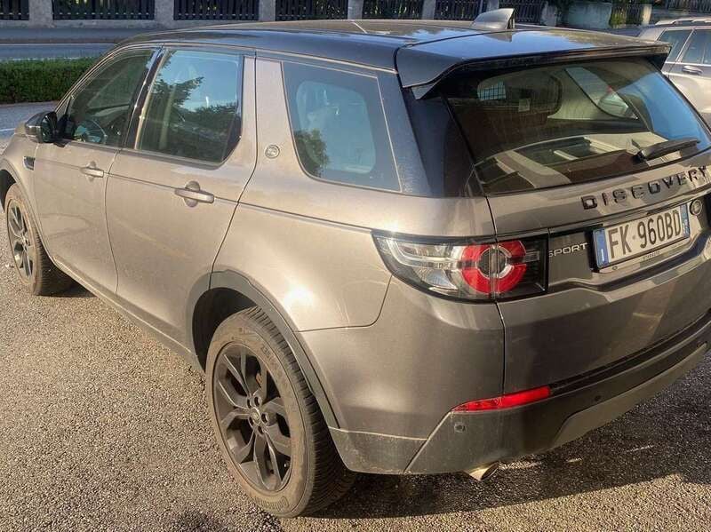 Usado Land Rover Discovery Sport SE 150 HP (110 kW) 2017 Cinzento SUV