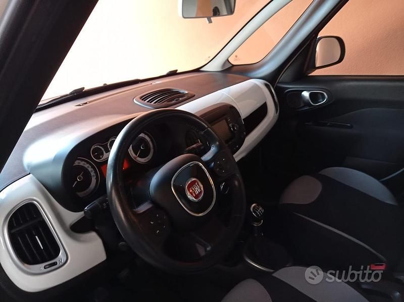 Usata Fiat 500L Pop Star 95 CV (69 kW) 2016 Bianco Monovolume