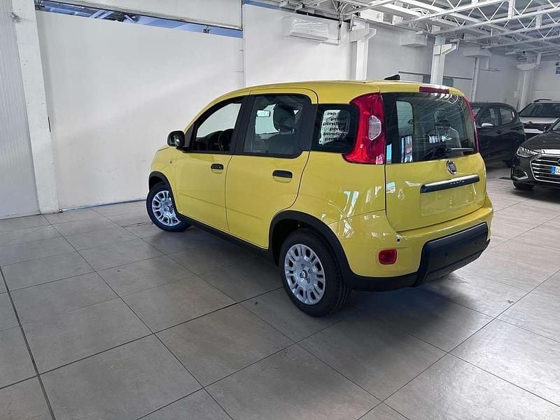 Nuova Fiat Panda Pop 69 CV (50 kW) 2026 Bianco gelato / vari colori Utilitaria