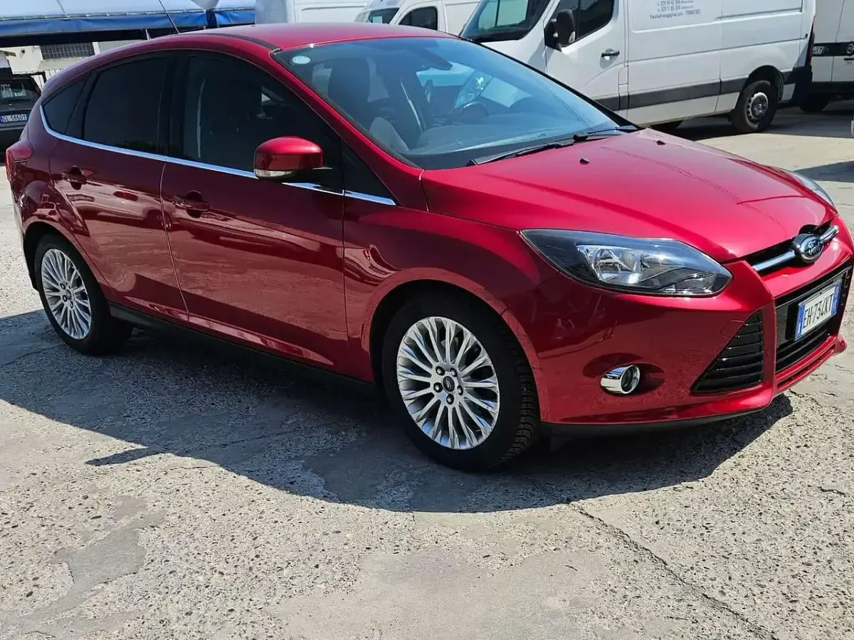 Usata Ford Focus 150 CV (110 kW) 2011 Rosso Berlina