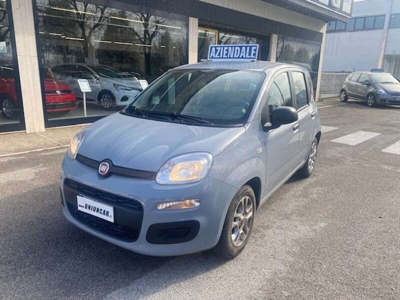 Usata Fiat Panda 69 CV (50 kW) 2022 Grigio Utilitaria