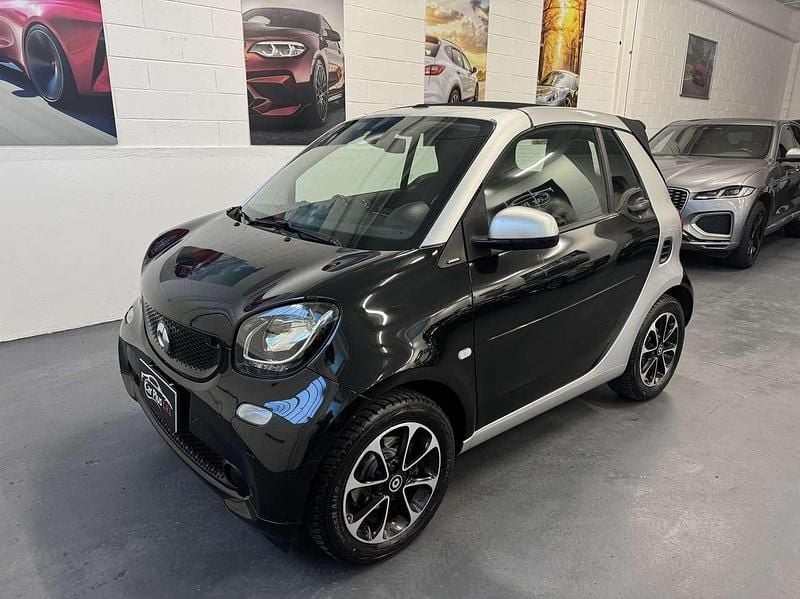 Usata Smart ForTwo Cabrio 71 CV (52 kW) 2016 Nero Cabrio