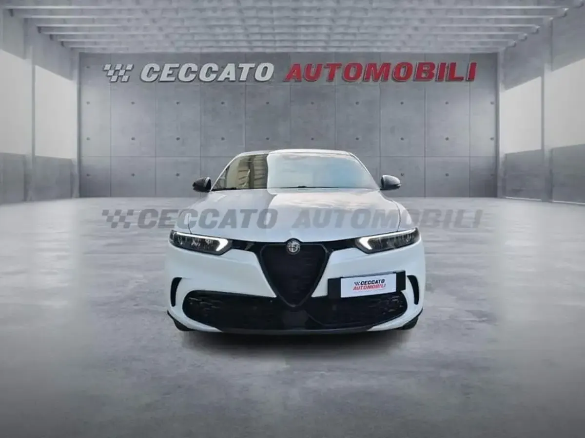 Usata Alfa Romeo Tonale Sprint 130 CV (95 kW) 2023 Bianco SUV