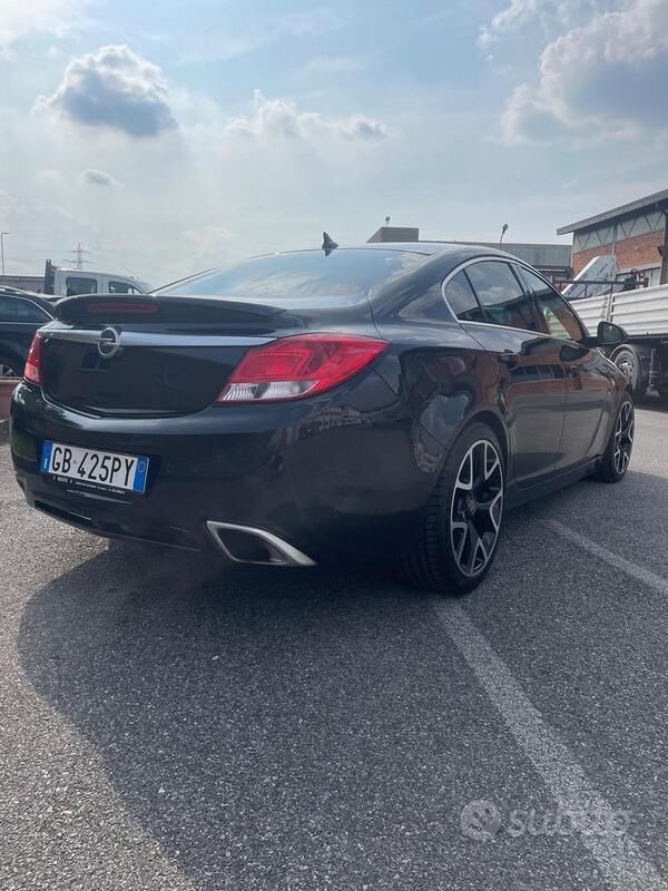 Usata Opel Insignia OPC 325 CV (239 kW) 2011 Nero Berlina
