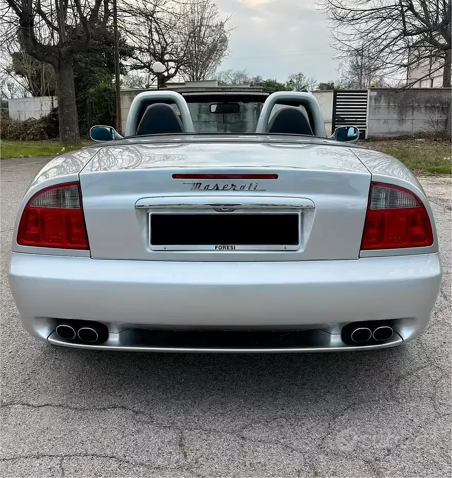 Usata Maserati Spyder 390 CV (286 kW) 2003 Grigio Cabrio