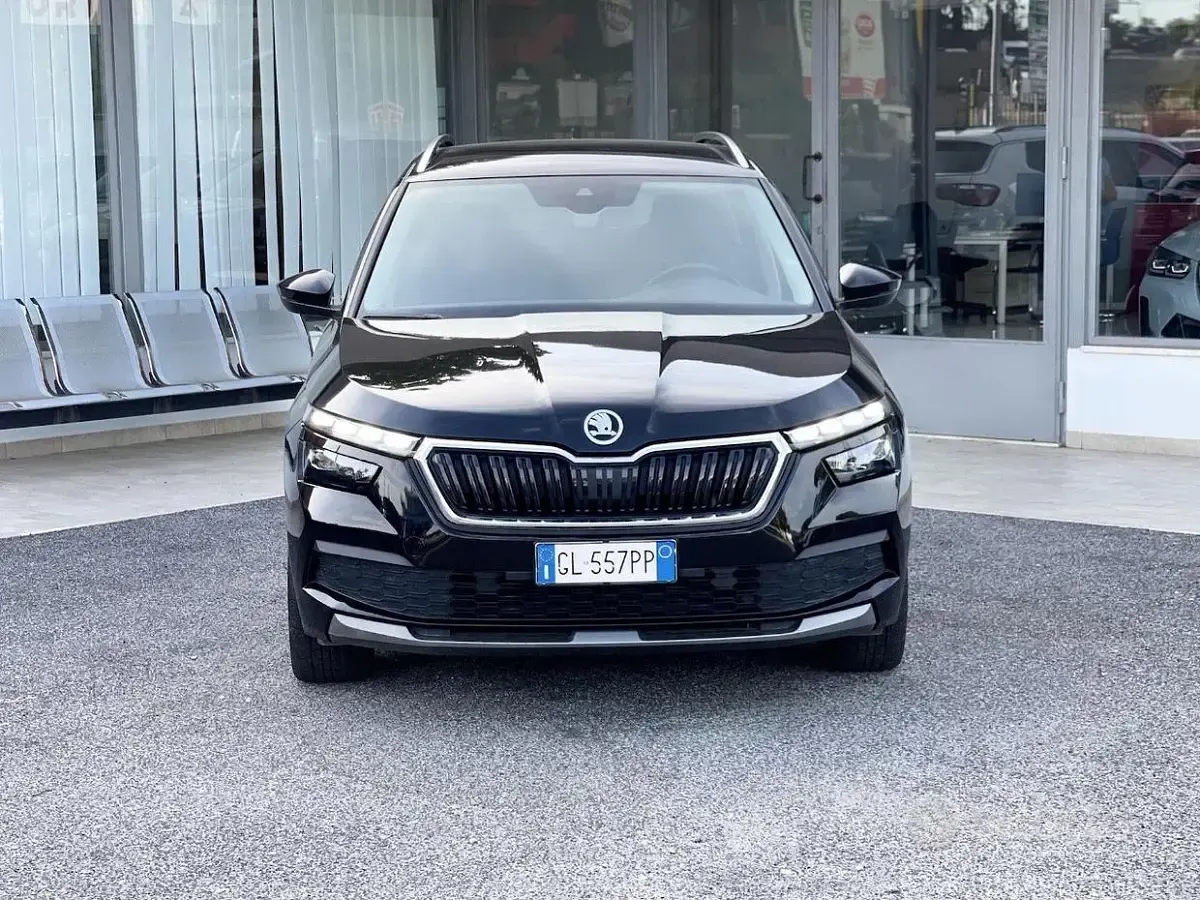 Usata Skoda Kamiq 110 CV (80 kW) 2022 Nero SUV