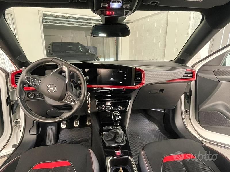Usata Opel Mokka GS Line 101 CV (74 kW) 2022 Bianco SUV