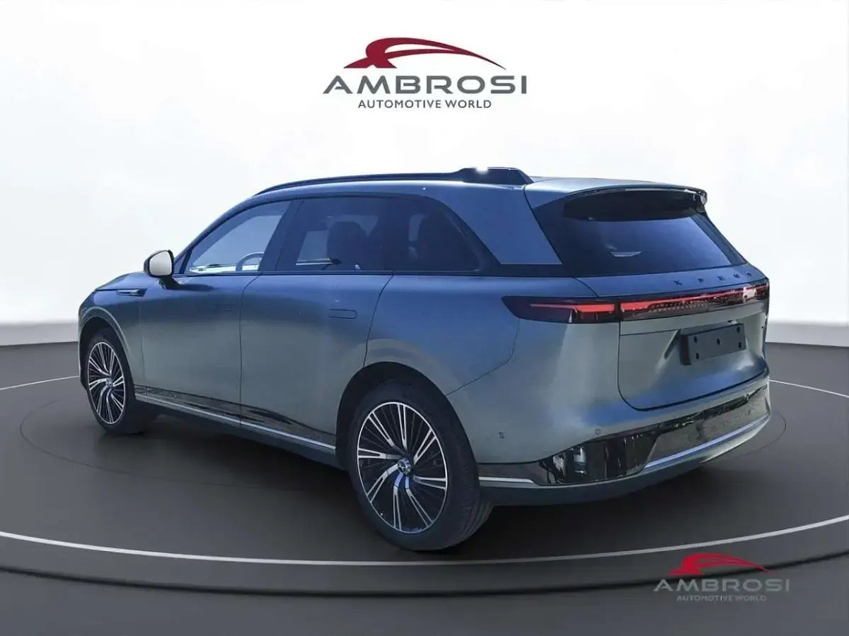 Nuova XPENG G9 AWD Performance 444 kW (605 CV) 2026 Verde SUV