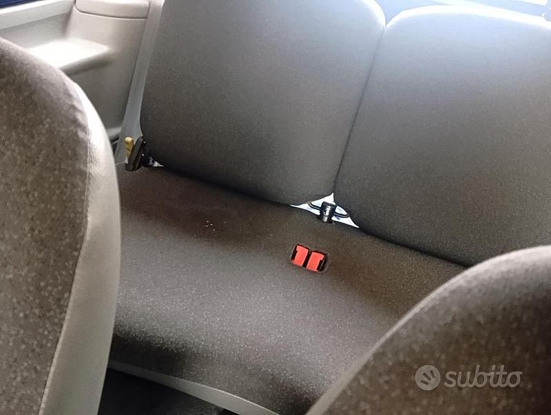 Usata Renault Twingo 2000 Blu Utilitaria