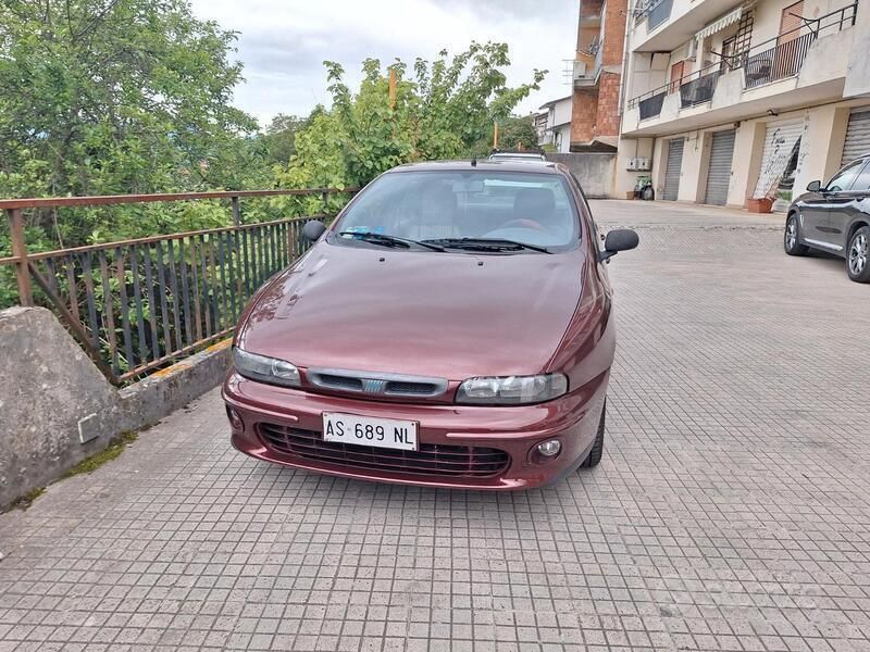 Rosso Usata 1997 Fiat Marea Tre volumi | 1100 € - Immagine 1/4