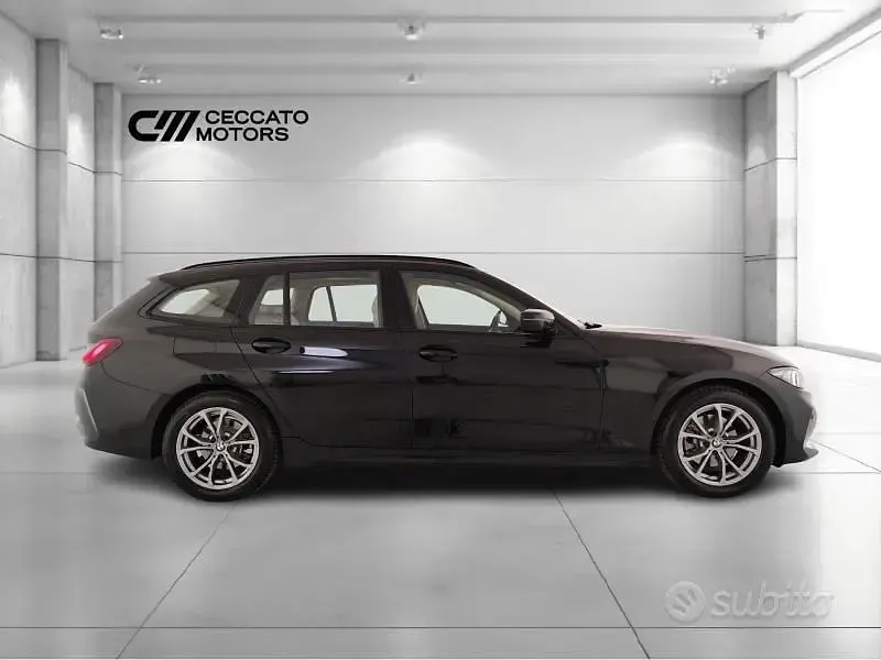 Usata BMW 320 Shadowline 190 CV (139 kW) 2024 Nero Station wagon