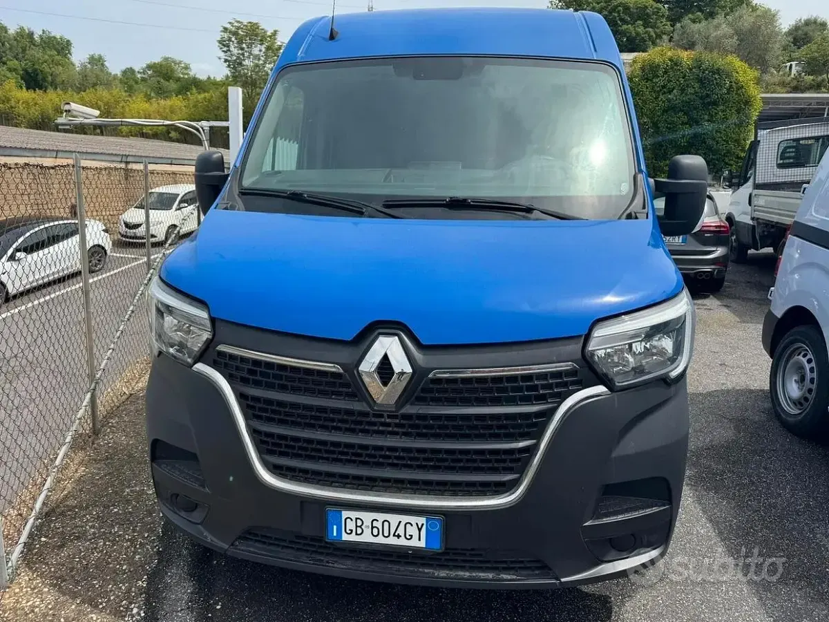 Begagnad Renault Master 135 HK (99 kW) 2020 Blå Minibuss